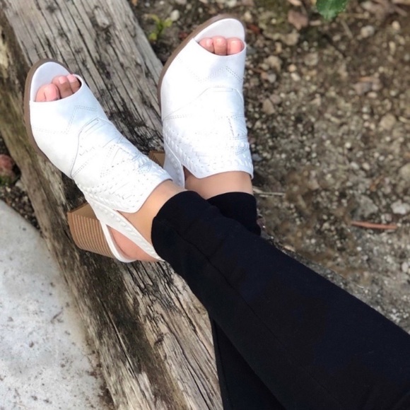 BOHO Aztec style peep toe slingback mules 7.5 8 - Picture 2 of 6